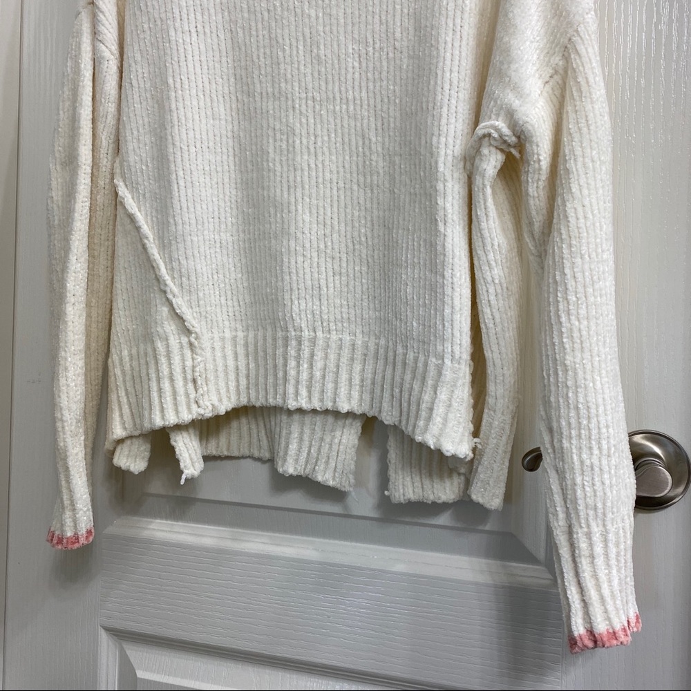 Ultra Soft Chenille Pullover Sweater Size Small - Picture 6 of 7